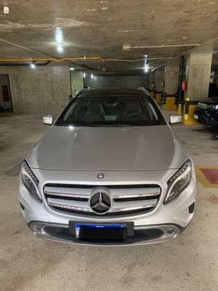 MERCEDES-BENZ GLA 200 1.6 CGI ENDURO 16V TURBO FLEX 4P AUTOMÁTICO